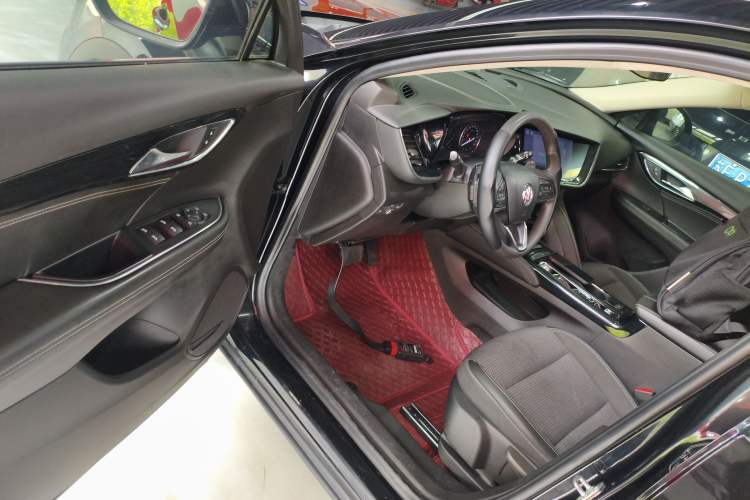 Used Buick Envision 2022 Encore S 652T Two-Wheel Drive Elite Model Driver Seat