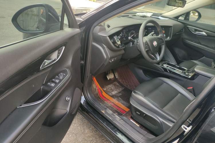 Used Buick Envision 2022 Encore Plus 652T Five-Seat Luxury Model Driver Seat
