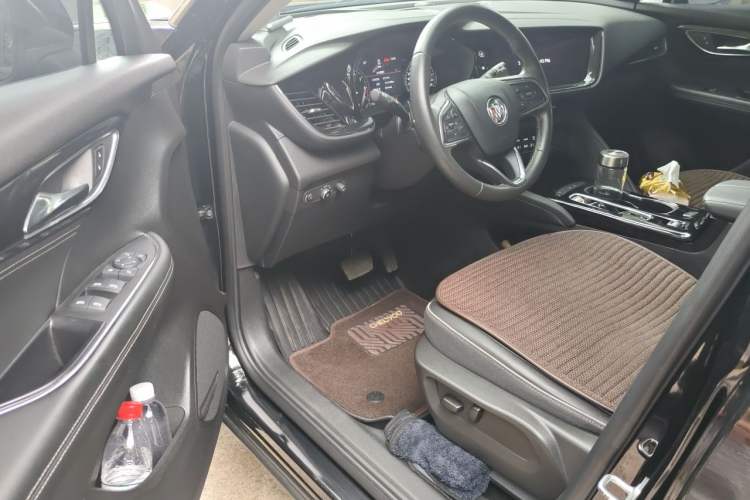 Used Buick Envision 2022 Encore S 552T Two-Wheel-Drive Luxury Model Driver Seat