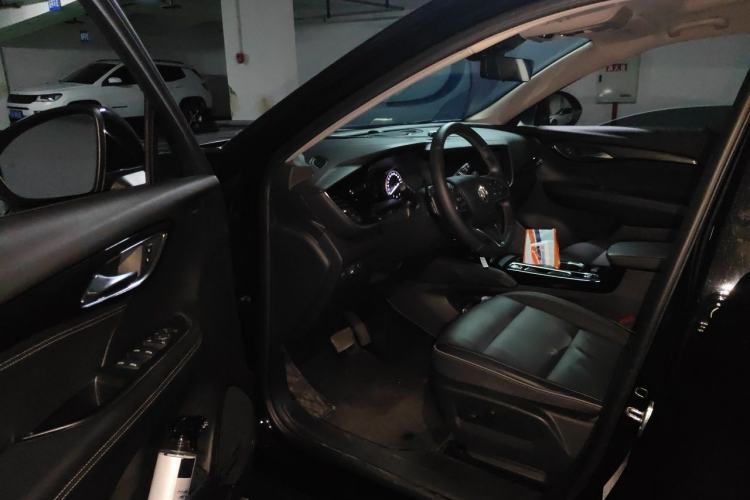 Used Buick Envision 2022 Encore Plus 652T Five-Seat All-Wheel-Drive Luxury Model Driver Seat