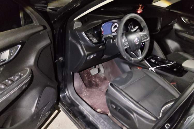Used Buick Envision 2022 Encore S 552T Two-Wheel-Drive Luxury Model Driver Seat
