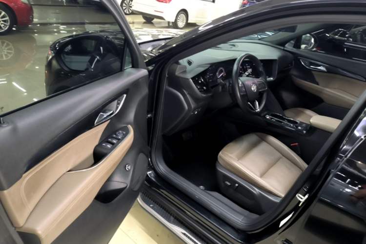 Used Buick Envision 2022 Encore Plus 652T Five-Seat Luxury Model Driver Seat