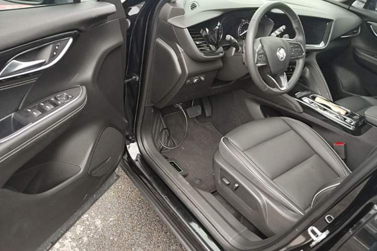 Used Buick Envision 2022 Encore S 552T Two-Wheel-Drive Luxury Model Driver Seat