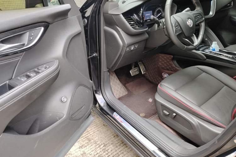 Used Buick Envision 2022 Encore S GS Two-Wheel Drive Smart Sport Model Driver Seat