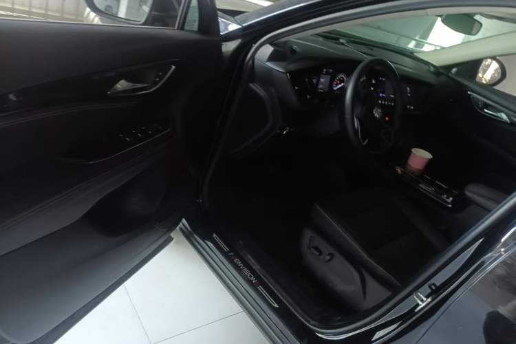 Used Buick Envision 2022 Encore S 552T Two-Wheel-Drive Luxury Model Driver Seat