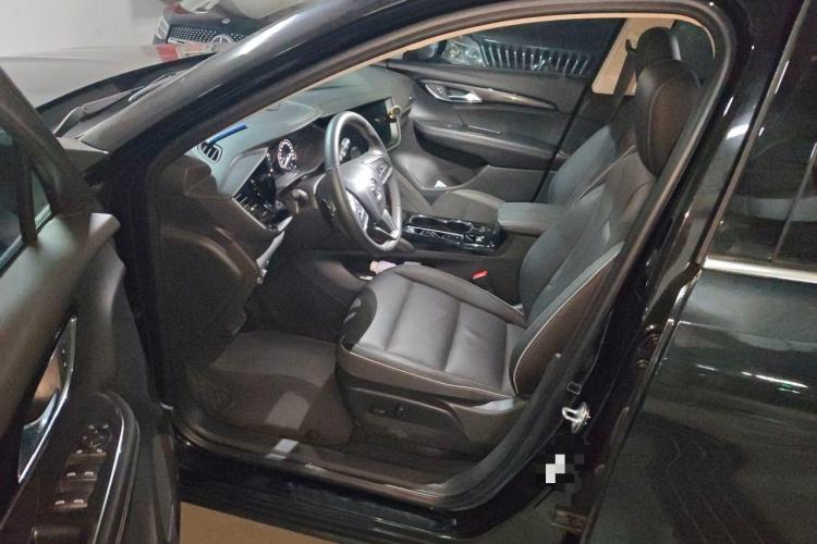 Used Buick Envision 2022 Encore S 552T Two-Wheel-Drive Luxury Model Driver Seat