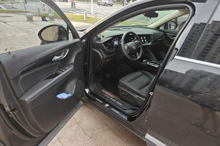 Used Buick Envision 2022 Facelift Encore S 552T Two-Wheel-Drive Luxury Model Driver Seat