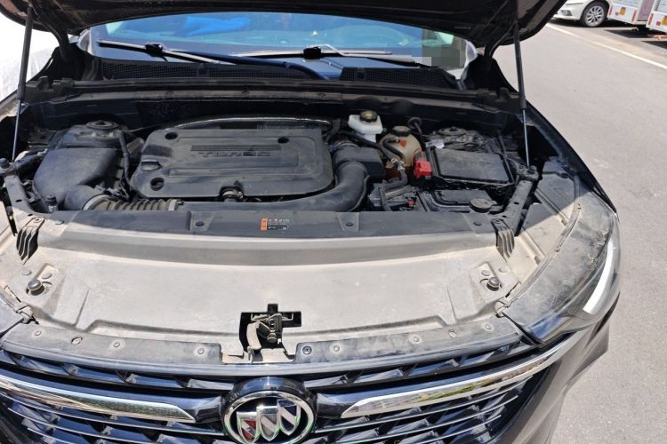 Used Buick Envision 2022 Encore Plus 652T Five-Seat Luxury Model Engine Bay