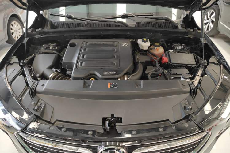 Used Buick Envision 2022 Facelift Encore S 552T Two-Wheel-Drive Luxury Model Engine Bay