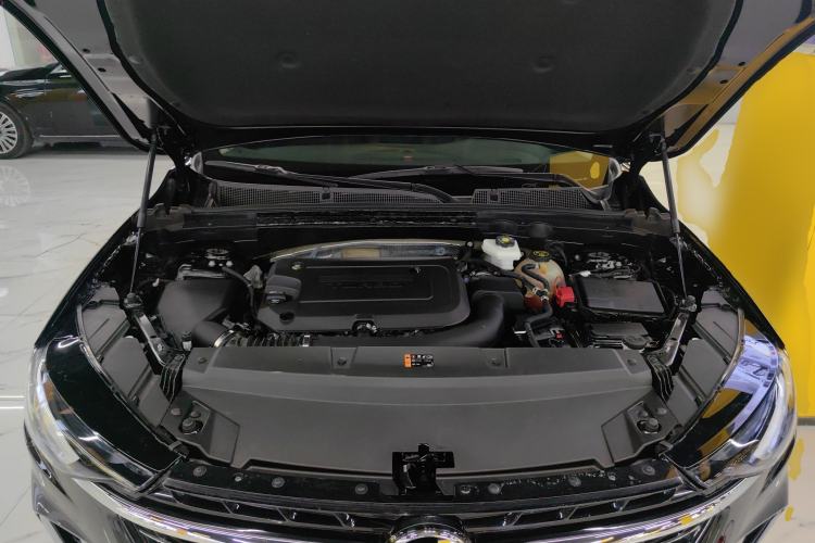 Used Buick Envision 2022 Encore Plus 652T Five-Seat Luxury Model Engine Bay