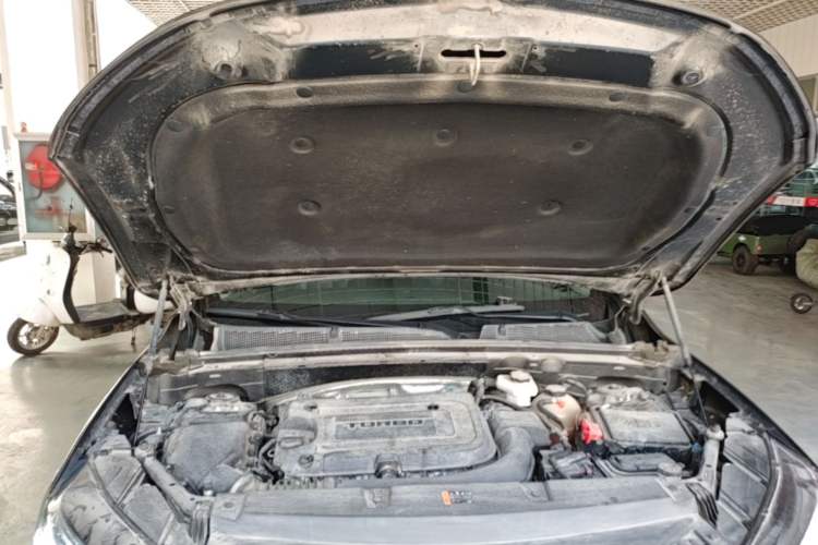 Used Buick Envision 2022 Encore S 652T Two-Wheel-Drive Luxury Model Engine Bay