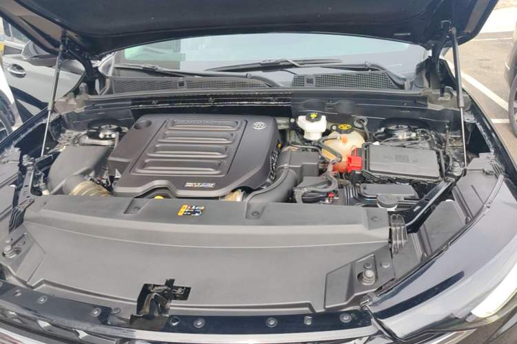 Used Buick Envision 2022 Facelift Encore Plus 552T Five-Seat Luxury Model Engine Bay