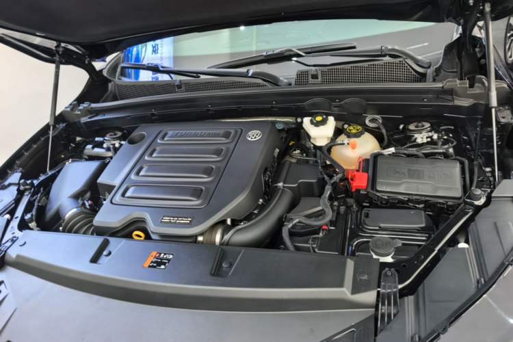 Used Buick Envision 2022 Facelift Encore S 552T Two-Wheel Drive Elite Model Engine Bay
