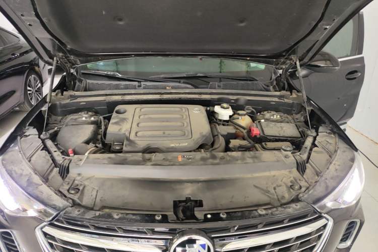 Used Buick Envision 2022 Encore S 552T Two-Wheel-Drive Luxury Model Engine Bay