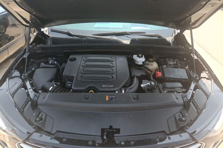 Used Buick Envision 2022 Encore S 552T Two-Wheel-Drive Luxury Model Engine Bay