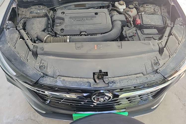 Used Buick Envision 2022 Encore Plus 652T Five-Seat Luxury Model Engine Bay