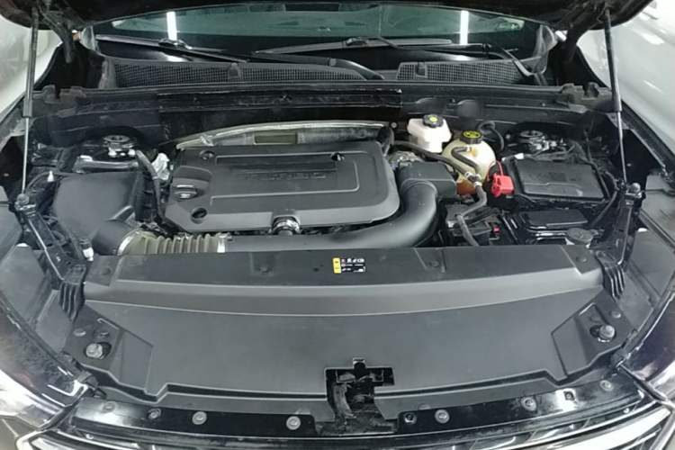 Used Buick Envision 2022 Facelift Encore S 652T Two-Wheel-Drive Luxury Model Engine Bay