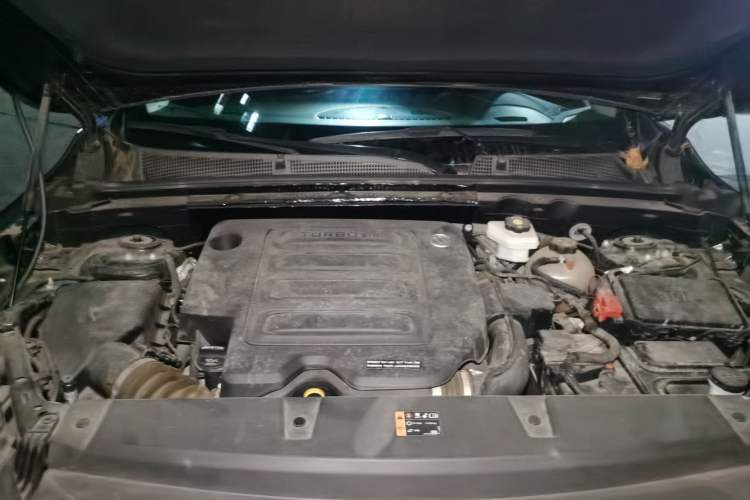 Used Buick Envision 2022 Facelift Encore S 552T Two-Wheel-Drive Luxury Model Engine Bay