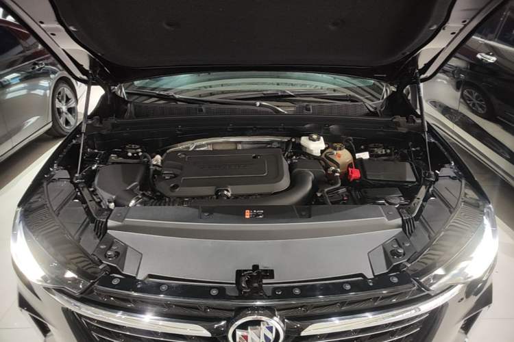 Used Buick Envision 2022 Encore Plus 652T Five-Seat Luxury Model Engine Bay