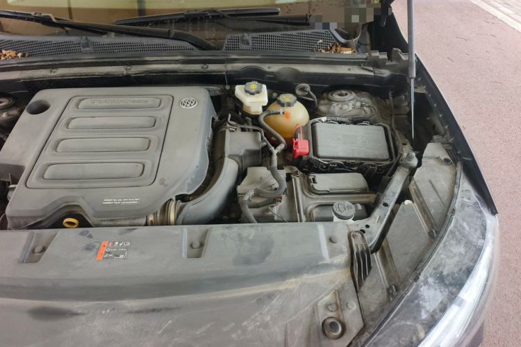 Used Buick Envision 2022 Encore S 552T Two-Wheel Drive Elite Model Engine Bay Left