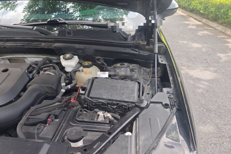Used Buick Envision 2022 Encore S GS Two-Wheel Drive Smart Sport Model Engine Bay Left