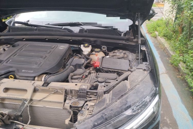 Used Buick Envision 2022 Facelift Encore S 552T Two-Wheel-Drive Luxury Model Engine Bay Left