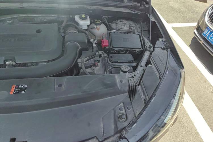 Used Buick Envision 2022 Encore S GS Two-Wheel Drive Smart Sport Model Engine Bay Left