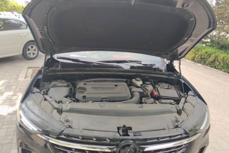 Used Buick Envision 2022 Encore Plus 652T Five-Seat Luxury Model Engine Bay