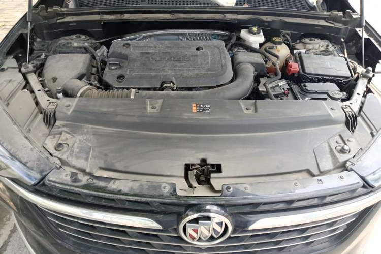 Used Buick Envision 2022 Encore Plus 652T Five-Seat Luxury Model Engine Bay