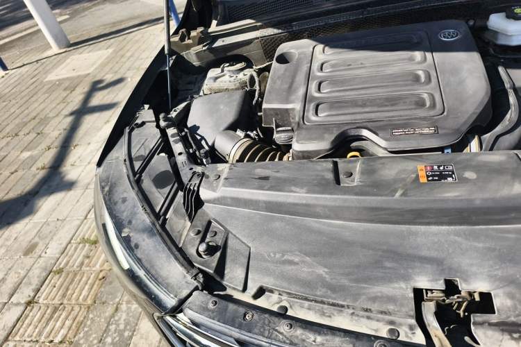 Used Buick Envision 2022 Encore S 552T Two-Wheel-Drive Luxury Model Engine Bay Right