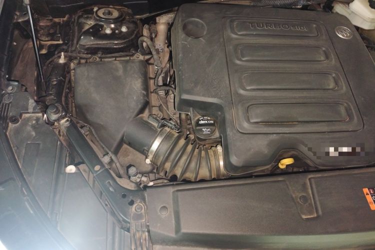 Used Buick Envision 2022 Encore Plus 552T Five-Seat Luxury Model Engine Bay Right