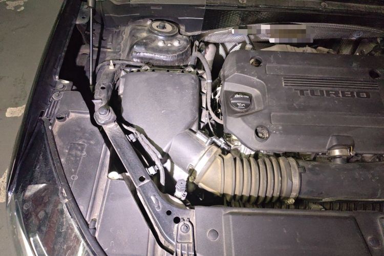 Used Buick Envision 2022 Facelift Encore S 652T Two-Wheel-Drive Luxury Model Engine Bay Right