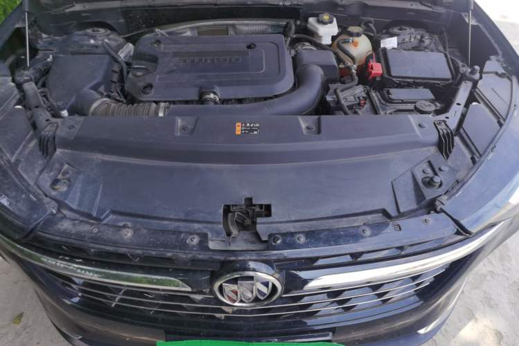 Used Buick Envision 2022 Encore Plus 652T Five-Seat Luxury Model Engine Bay