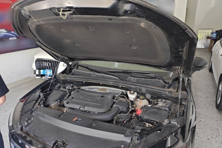 Used Buick Envision 2022 Encore Plus 652T Five-Seat Luxury Model Engine Bay