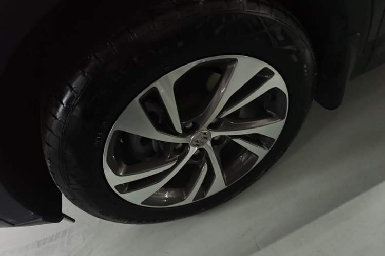 Used Buick Envision 2022 Facelift Encore S 552T Two-Wheel Drive Elite Model Exterior 1