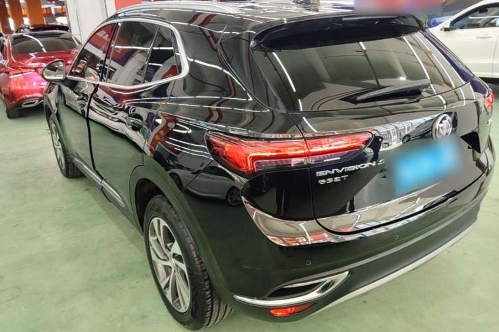 Used Buick Envision 2022 Encore S 652T Two-Wheel-Drive Luxury Model Exterior 2