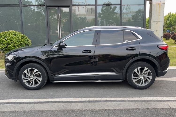 Used Buick Envision 2022 Encore S 552T Two-Wheel-Drive Luxury Model Exterior 3