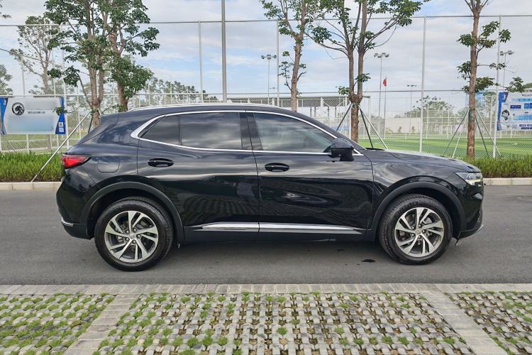 Used Buick Envision 2022 Facelift Encore S 552T Two-Wheel-Drive Luxury Model Exterior 3