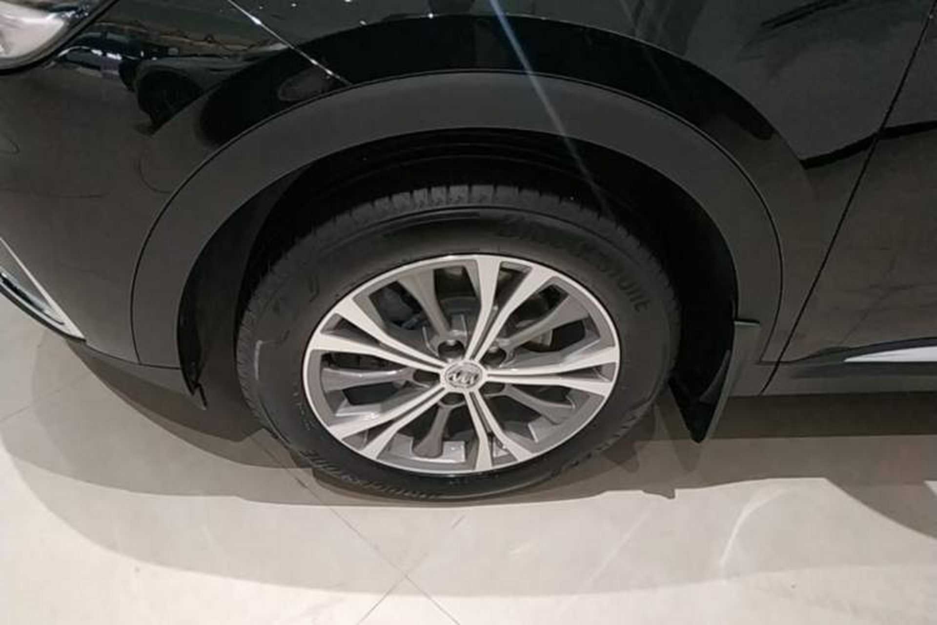 Used Buick Envision 2022 Encore Plus 652T Five-Seat Luxury Model Exterior 4