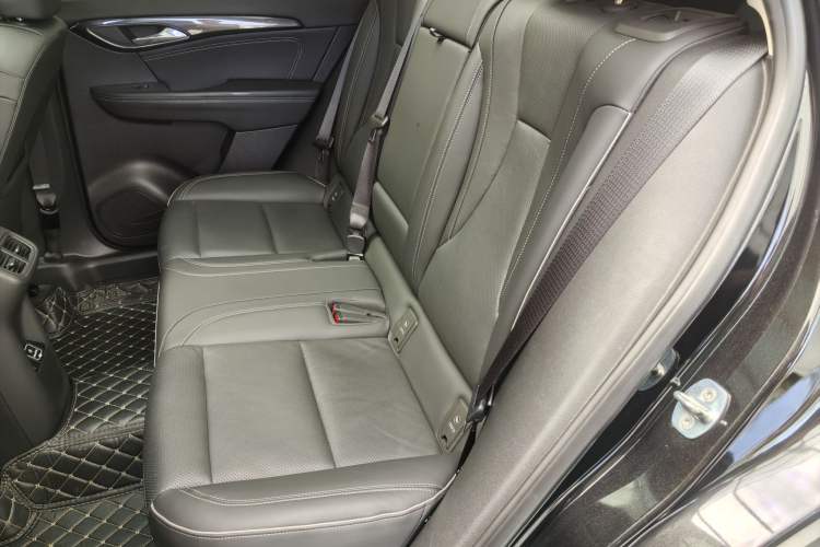 Used Buick Envision 2022 Facelift Encore S 552T Two-Wheel-Drive Luxury Model Exterior 6