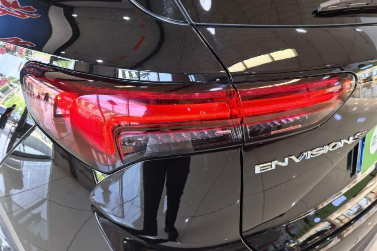 Used Buick Envision 2022 Facelift Encore S 552T Two-Wheel Drive Elite Model Exterior 6