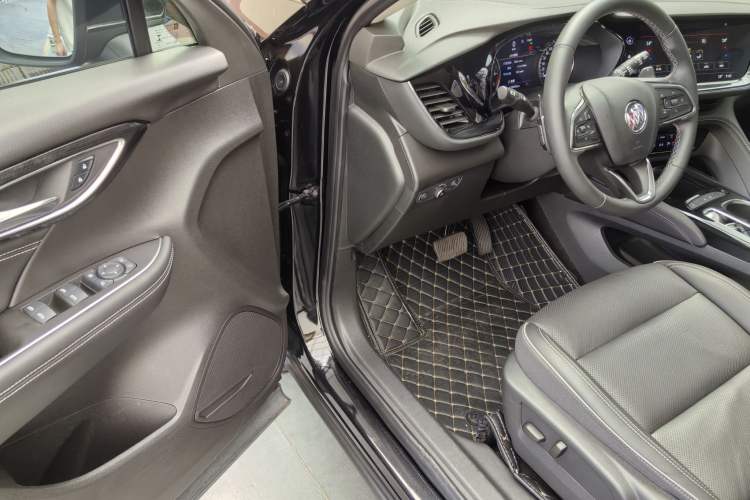 Used Buick Envision 2022 Facelift Encore S 552T Two-Wheel-Drive Luxury Model Exterior 8