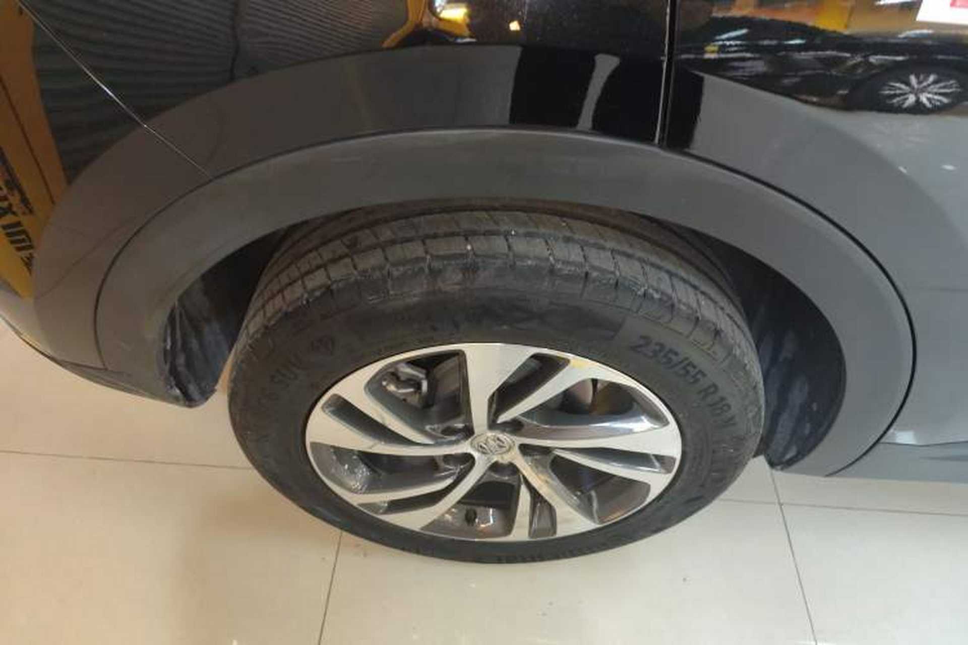 Used Buick Envision 2022 Facelift Encore S 552T Two-Wheel-Drive Luxury Model Exterior 8