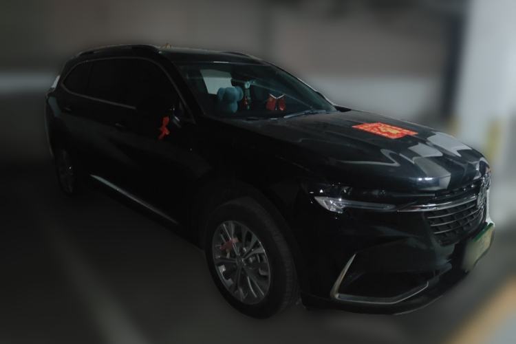 Used Buick Envision 2022 Encore Plus 552T Five-Seat Luxury Model Front Right 45 Deg