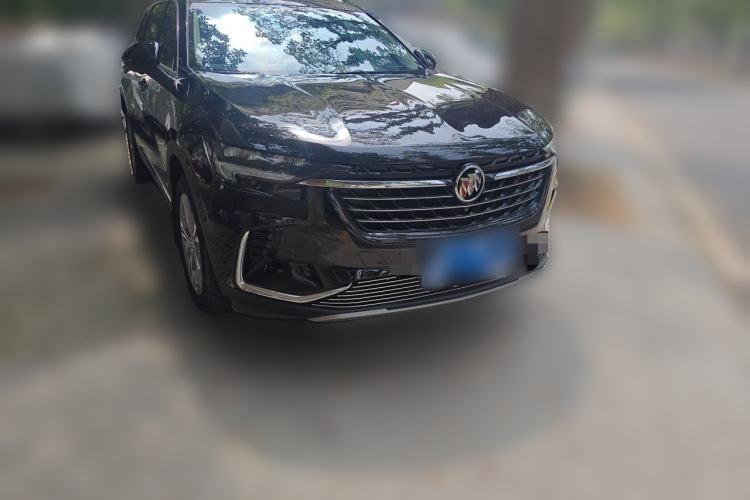 Used Buick Envision 2022 Encore Plus Avenir Avenir 5-Seater Edition Front Right 45 Deg