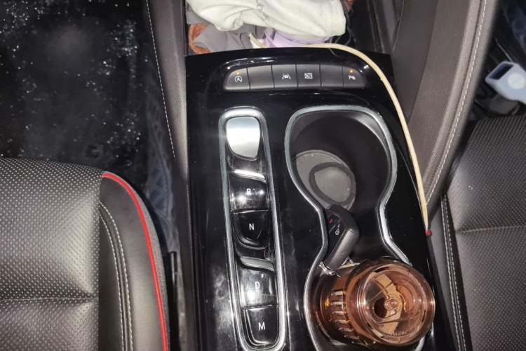 Used Buick Envision 2022 Encore S GS Two-Wheel Drive Smart & Sporty Model Gear Lever