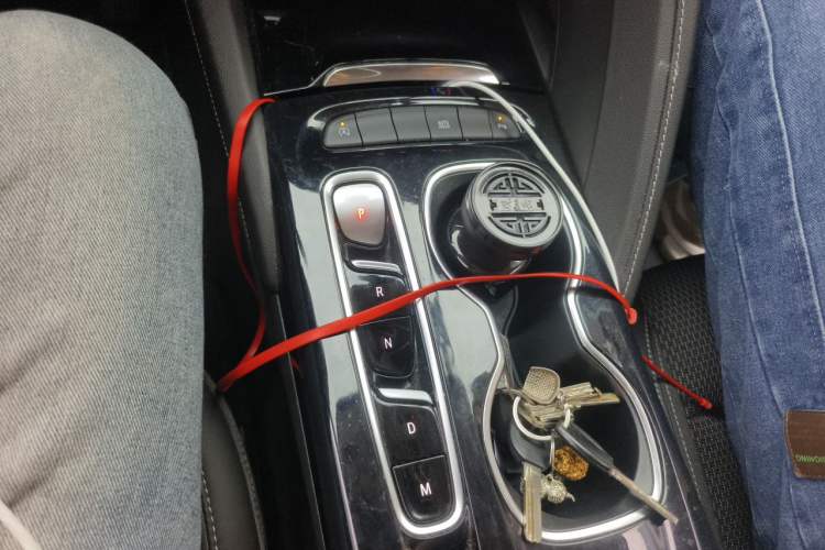 Used Buick Envision 2022 Encore S 552T Two-Wheel Drive Elite Model Gear Lever