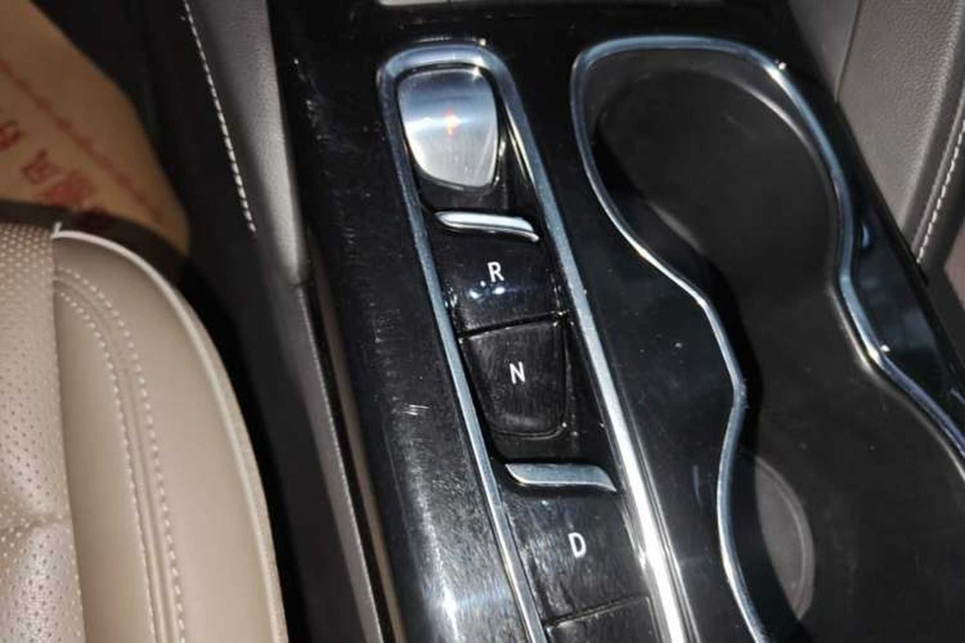 Used Buick Envision 2022 Encore Plus 652T Five-Seat Luxury Model Gear Lever