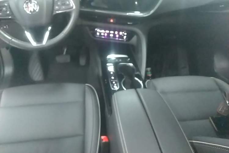 Used Buick Envision 2022 Encore Plus 652T Five-Seat Luxury Model Gear Lever