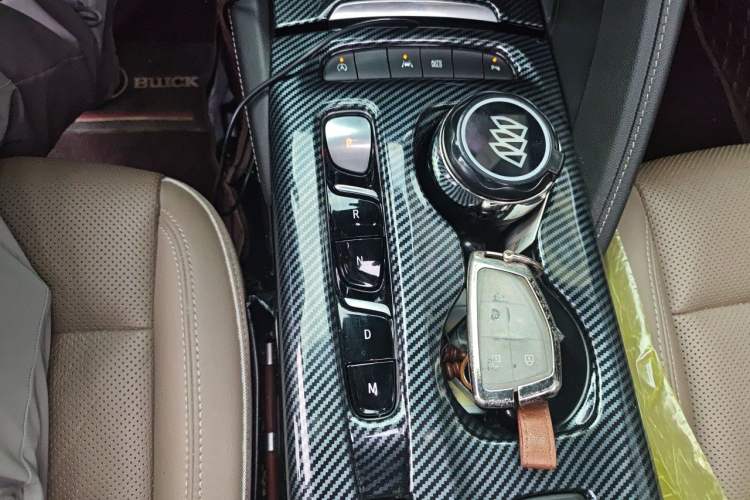 Used Buick Envision 2022 Encore Plus 652T Five-Seat Luxury Model Gear Lever